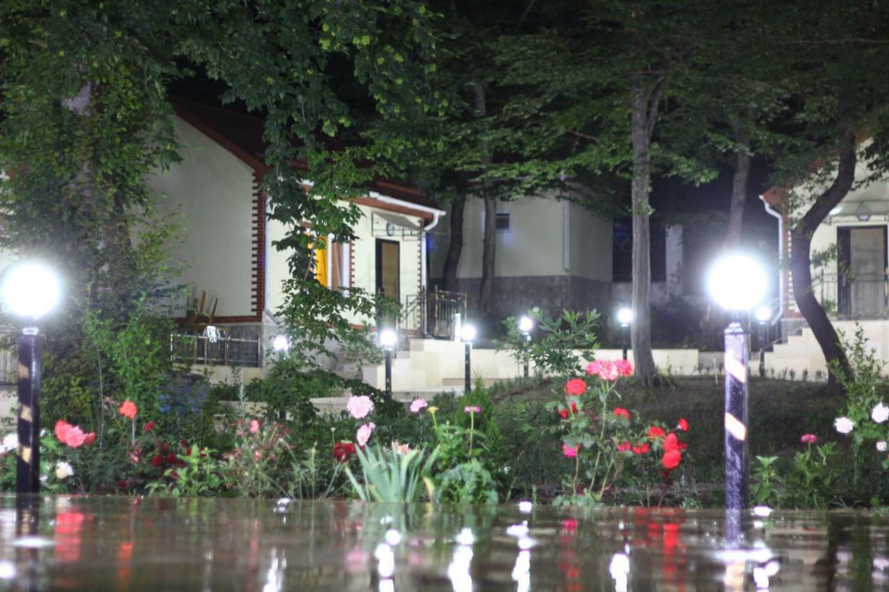 Selena Hotel Qusar Exterior photo